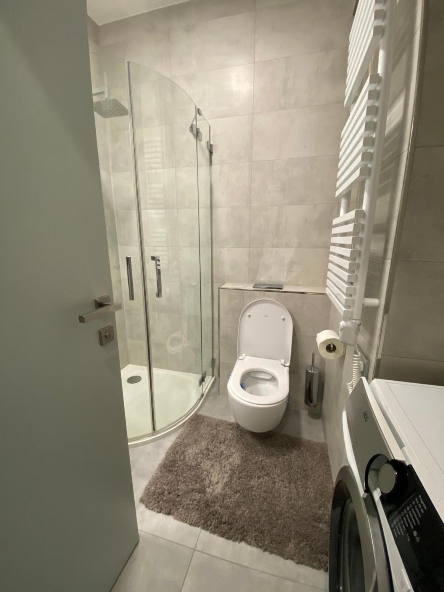 Modern Living In Будапеща Екстериор снимка