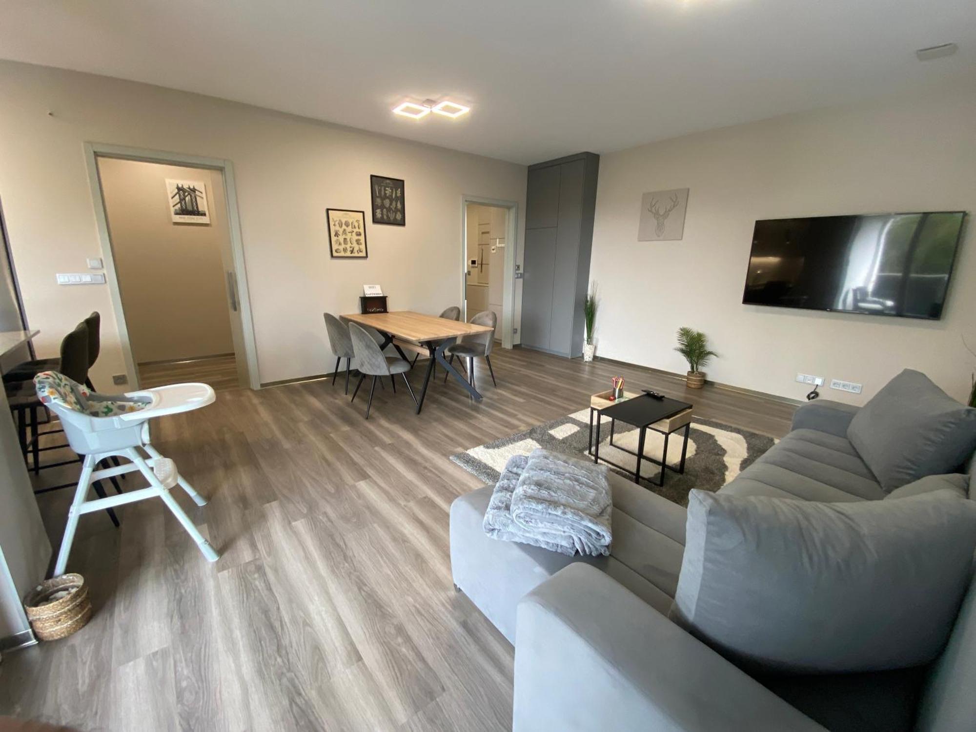 Modern Living In Будапеща Екстериор снимка